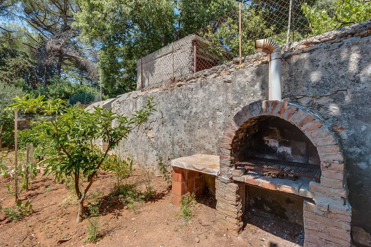 Apartments Ivna Veli Losinj Exterior photo