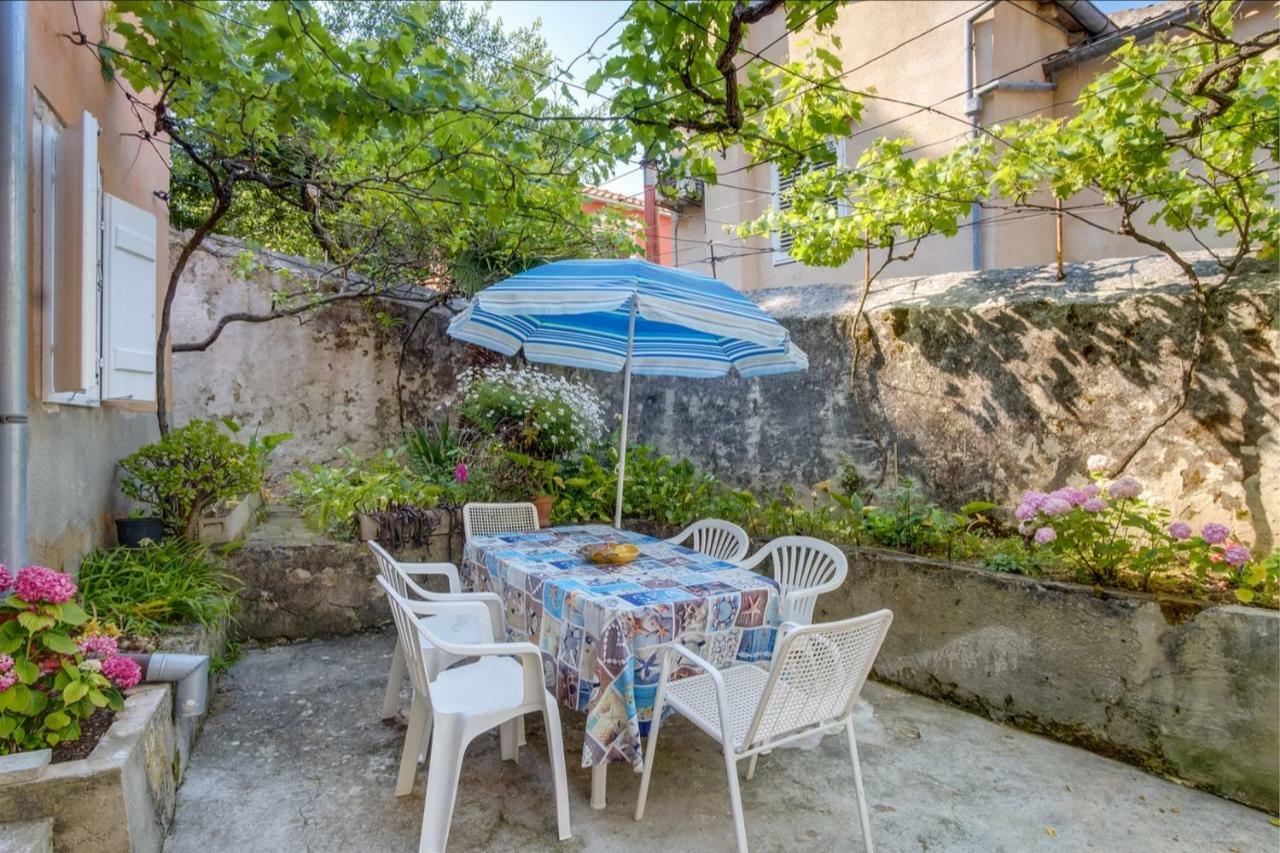 Apartments Ivna Veli Losinj Exterior photo